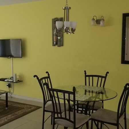 Apt 12, Executive Suites Ja - Palms Enfield Extérieur photo