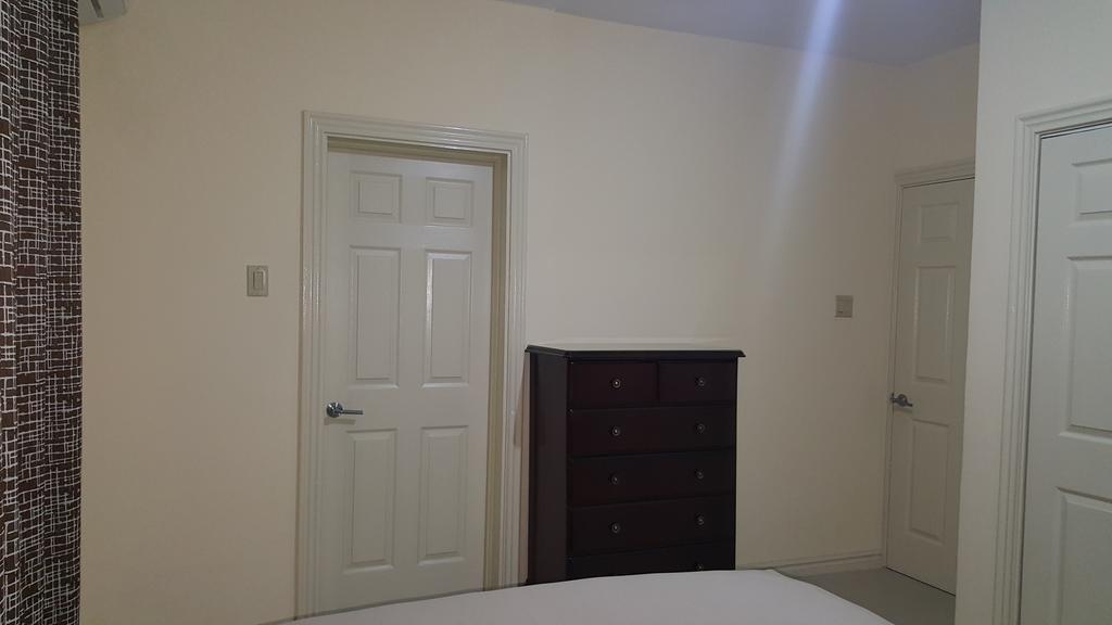 Apt 12, Executive Suites Ja - Palms Enfield Extérieur photo