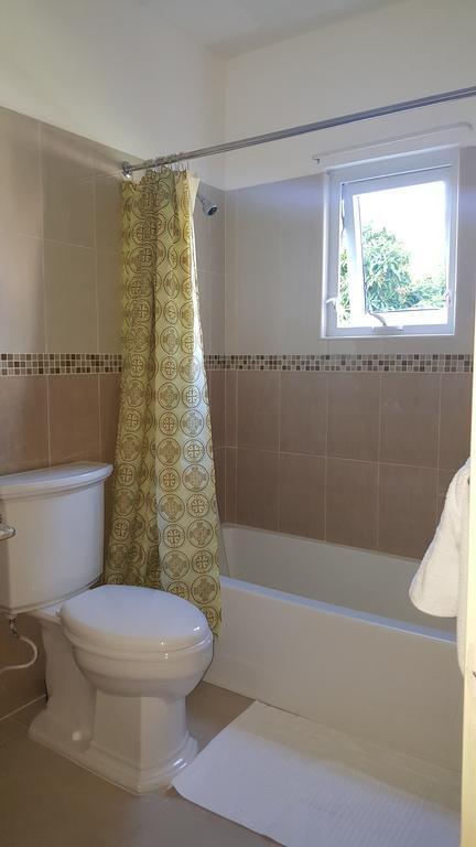 Apt 12, Executive Suites Ja - Palms Enfield Extérieur photo