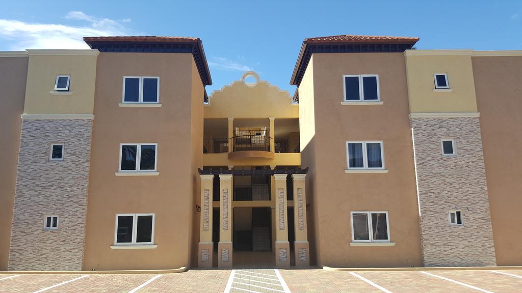 Apt 12, Executive Suites Ja - Palms Enfield Extérieur photo